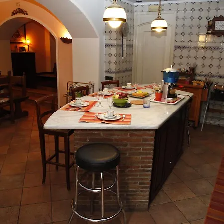 Cocus Bed & Breakfast 3*